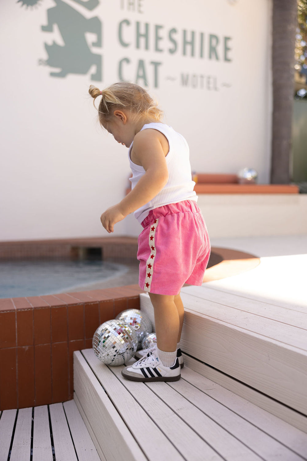 Playtime cord shorts pink